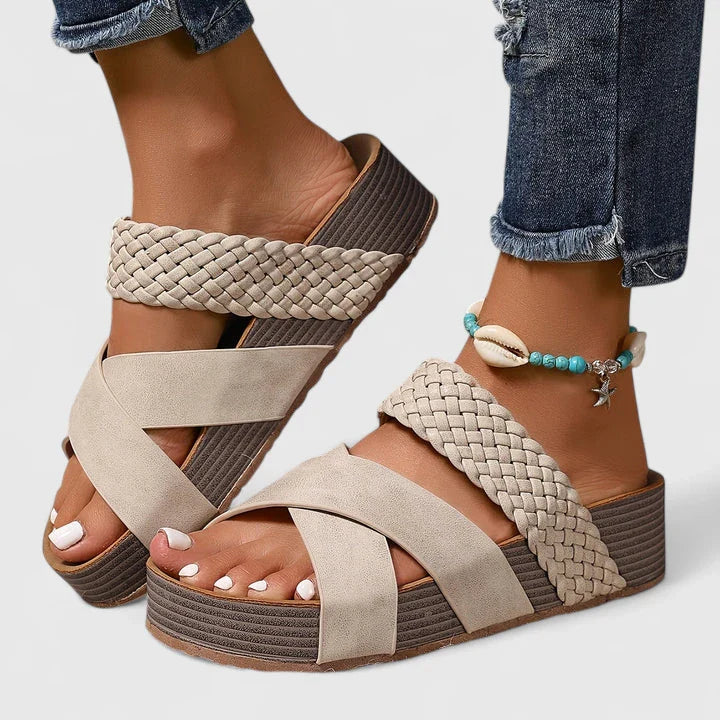 Danyzelle™ | Orthopedic Sandals
